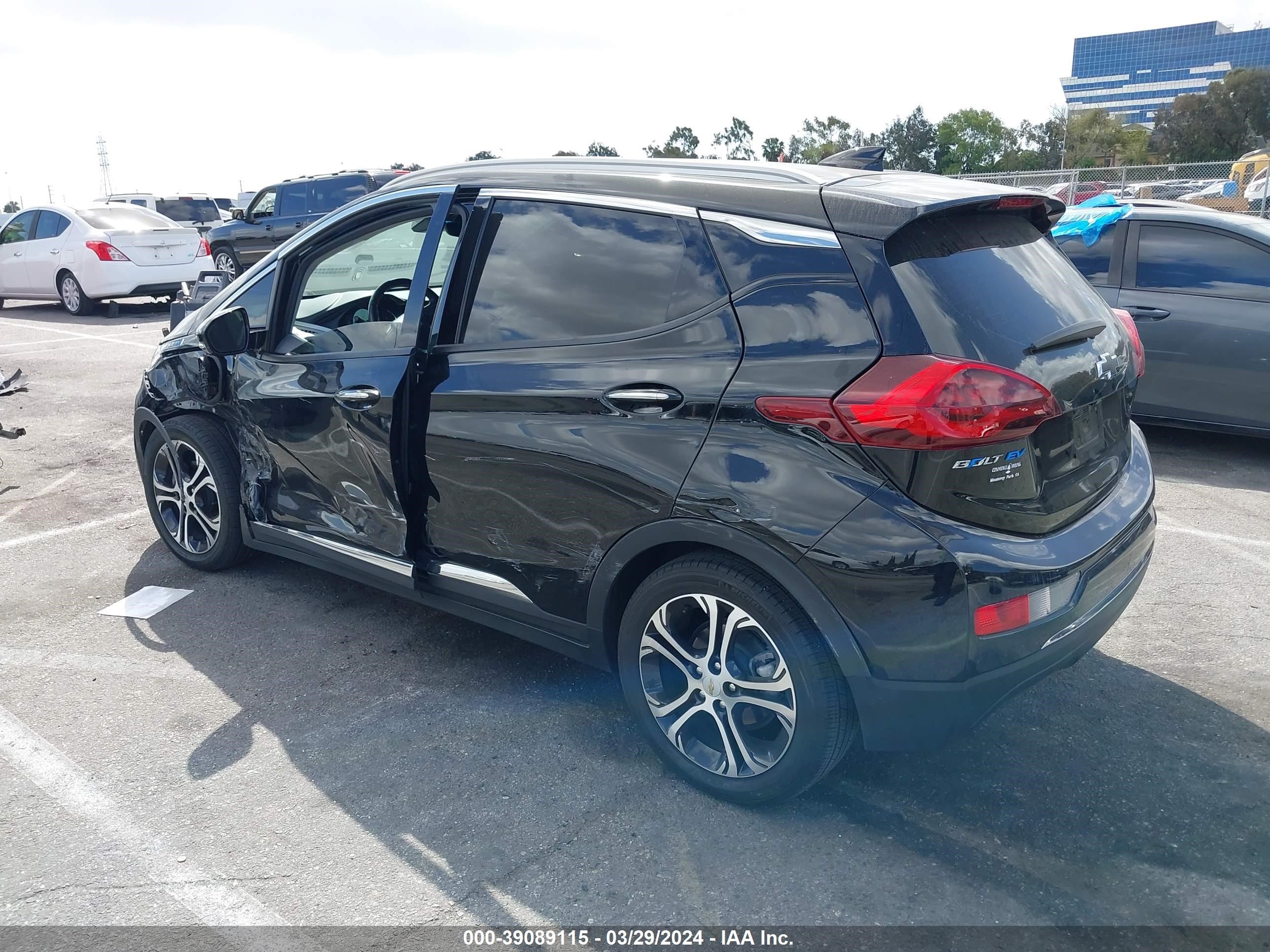 1G1FZ6S06L4143380  chevrolet bolt ev 2020 IMG 2