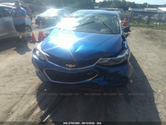 1G1BE5SM4J7168555  chevrolet cruze 2018 IMG 5