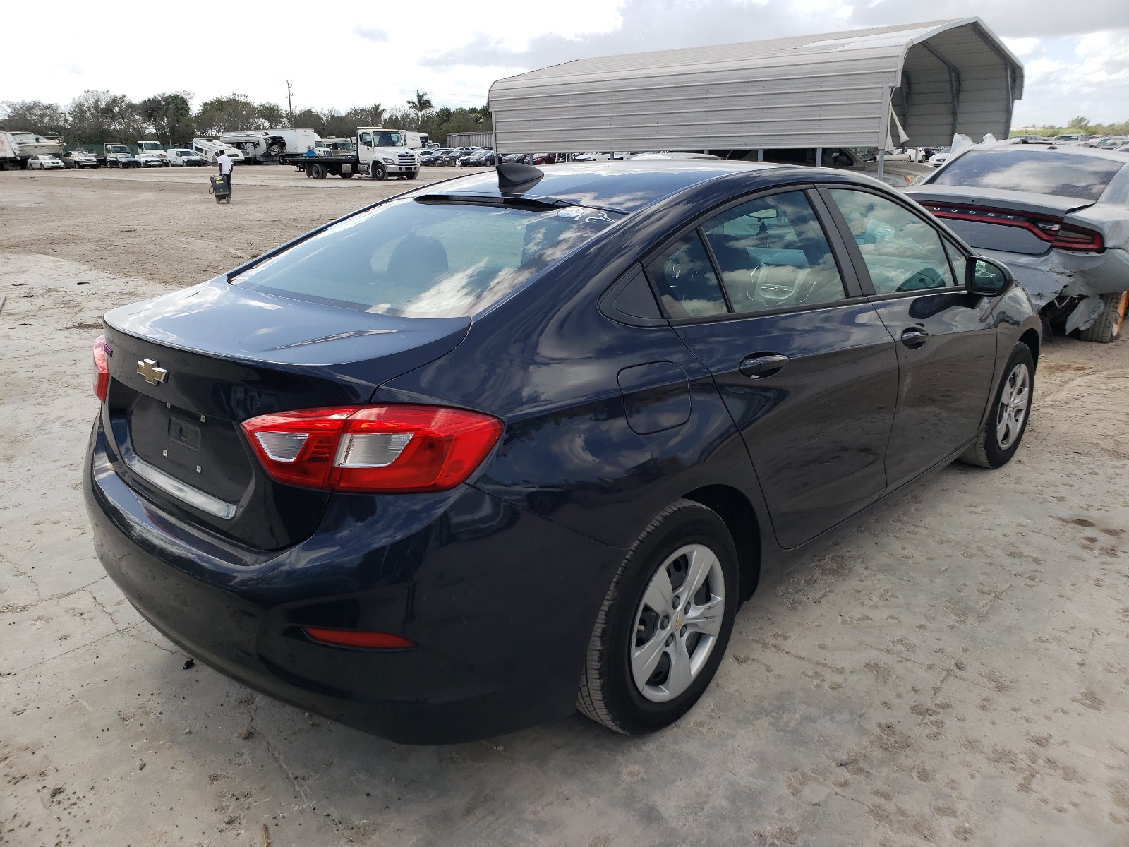 1G1BC5SM1G7277666  chevrolet cruze ls 2016 IMG 3