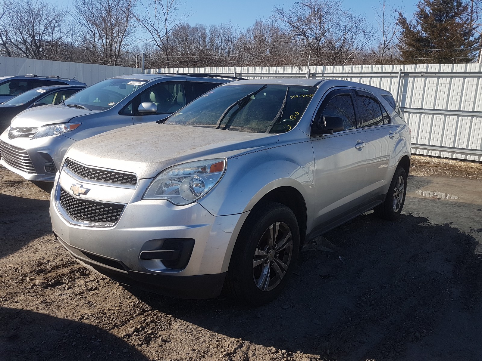 2GNALBEC8B1255245  chevrolet equinox ls 2011 IMG 1