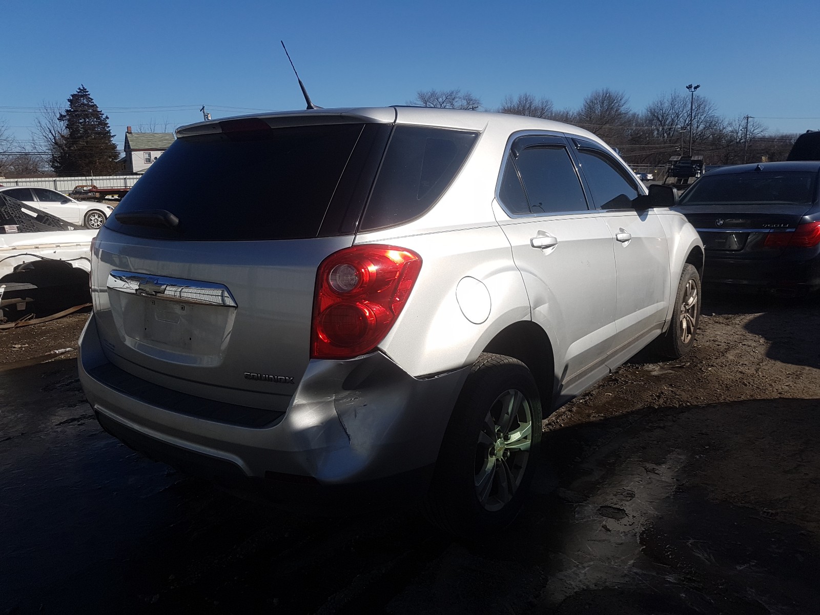 2GNALBEC8B1255245  chevrolet equinox ls 2011 IMG 3