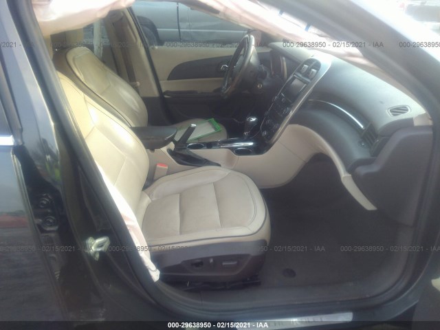 1G11F5SL1FF126163  chevrolet malibu 2015 IMG 4