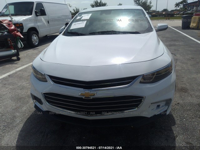 1G1ZJ5SU9HF121502  chevrolet malibu 2017 IMG 5