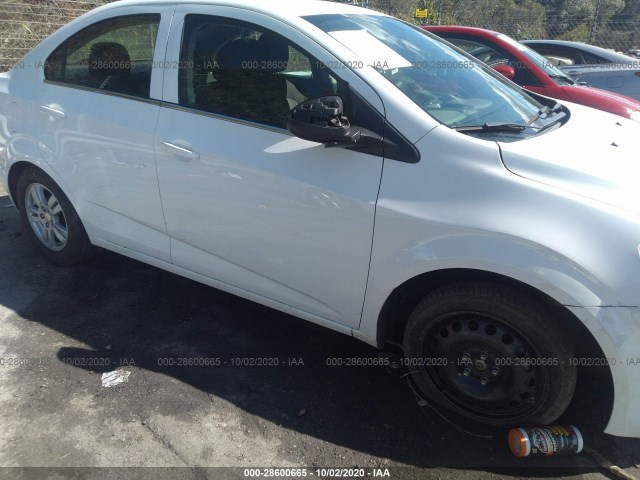 1G1JC5SH1G4142283  chevrolet sonic 2016 IMG 5