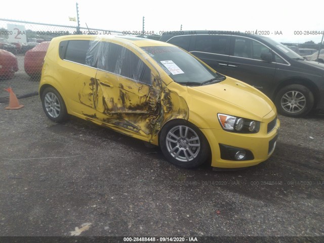 1G1JC6SH2F4178472  chevrolet sonic 2015 IMG 0