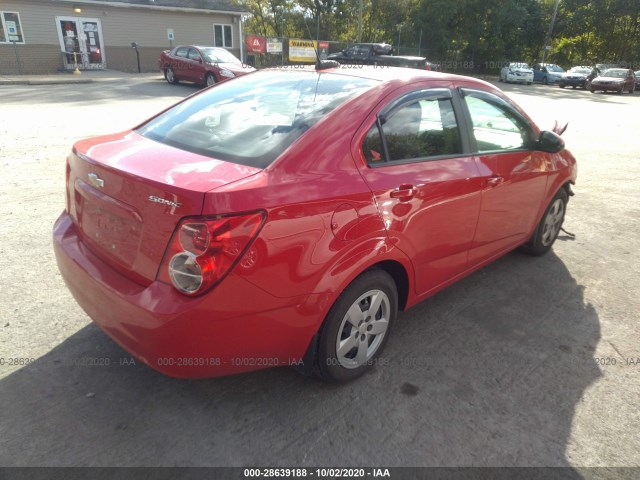 1G1JA5SG0G4184540  chevrolet sonic 2016 IMG 3