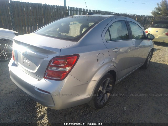 1G1JF5SB2K4124211  chevrolet sonic 2019 IMG 3