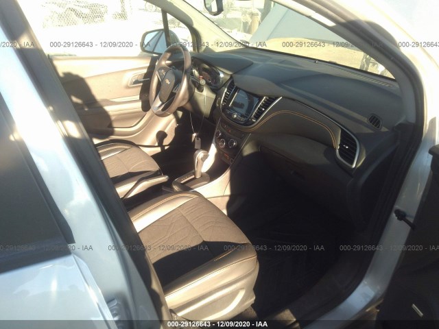 3GNCJLSB0JL259240  chevrolet trax 2018 IMG 4