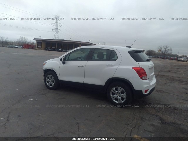 KL7CJKSB5HB172073  chevrolet trax 2017 IMG 2