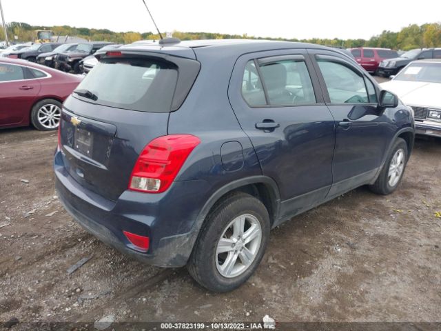 3GNCJNSB6KL122994  chevrolet trax 2019 IMG 3