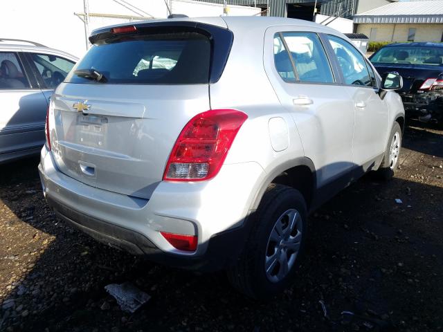 KL7CJKSB7JB523930  chevrolet trax ls 2018 IMG 3