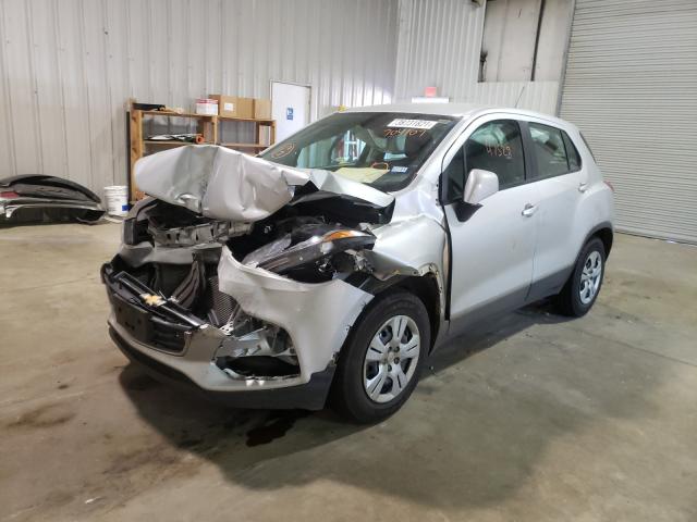 KL7CJKSB9JB704107  chevrolet trax ls 2018 IMG 1