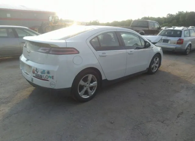 1G1RC6E48FU142006  chevrolet volt 2015 IMG 3