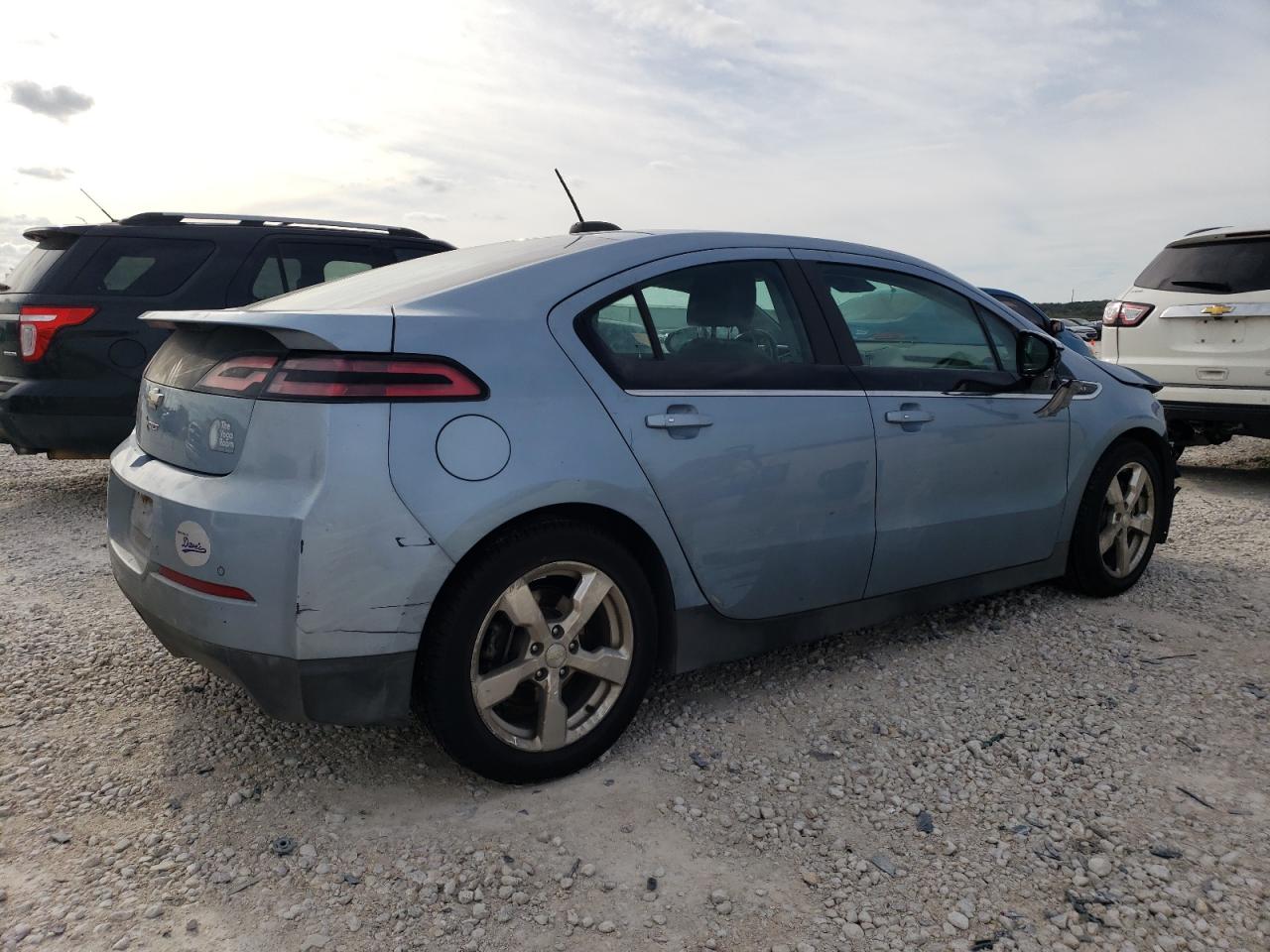 1G1RD6E48FU141838  chevrolet volt 2015 IMG 2