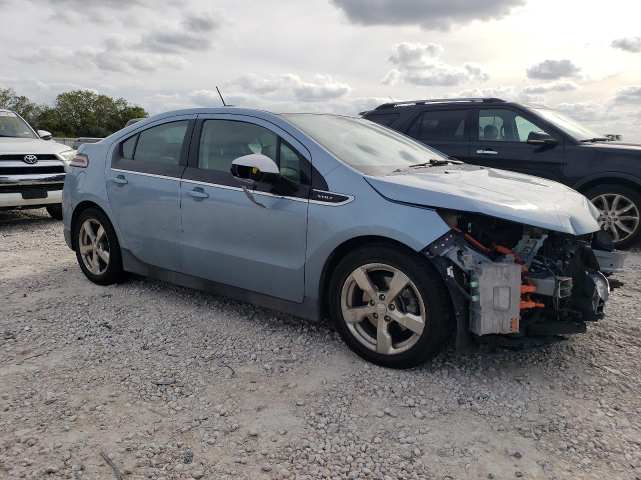 1G1RD6E48FU141838  chevrolet volt 2015 IMG 3