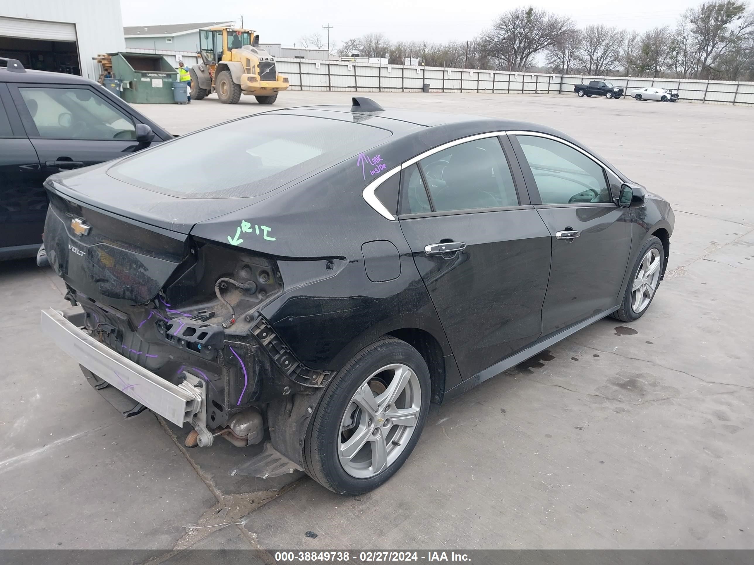 1G1RC6S52JU152259  chevrolet volt 2018 IMG 3