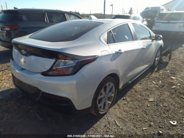 1G1RD6S54JU135704  chevrolet volt 2018 IMG 3