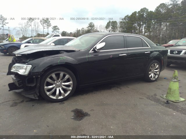 2C3CCAEG4JH136813  chrysler 300 2018 IMG 1