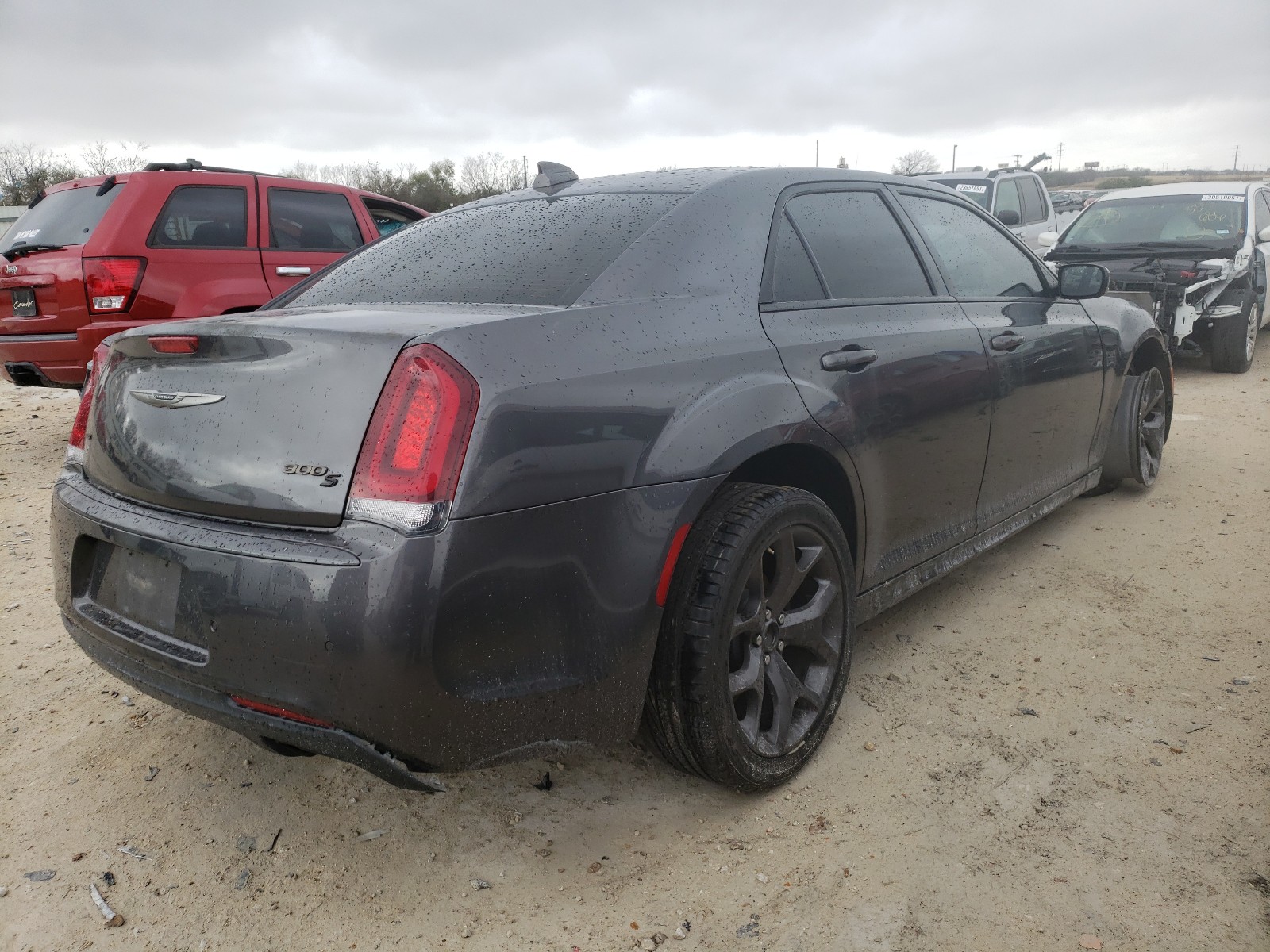 2C3CCAGG9JH250707  chrysler 300 s 2018 IMG 3