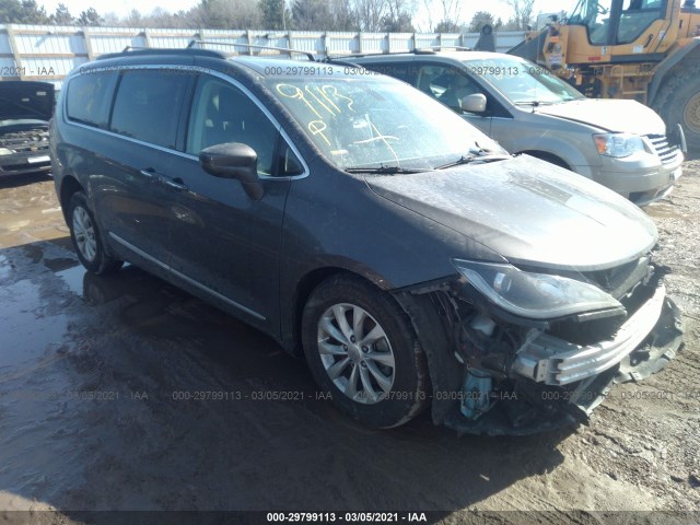 2C4RC1BG3HR613469  chrysler pacifica 2017 IMG 0