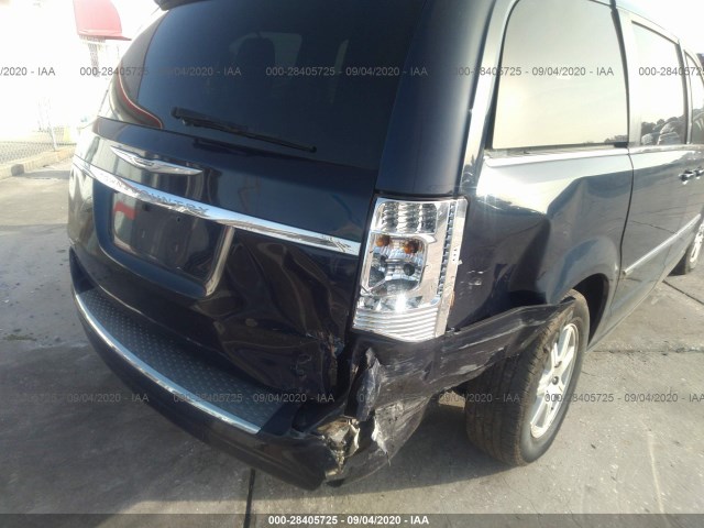 2C4RC1BG6DR629966  chrysler town & country 2013 IMG 5