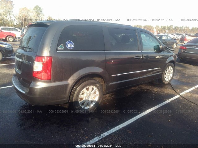 2C4RC1BG6GR298746  chrysler town & country 2016 IMG 3