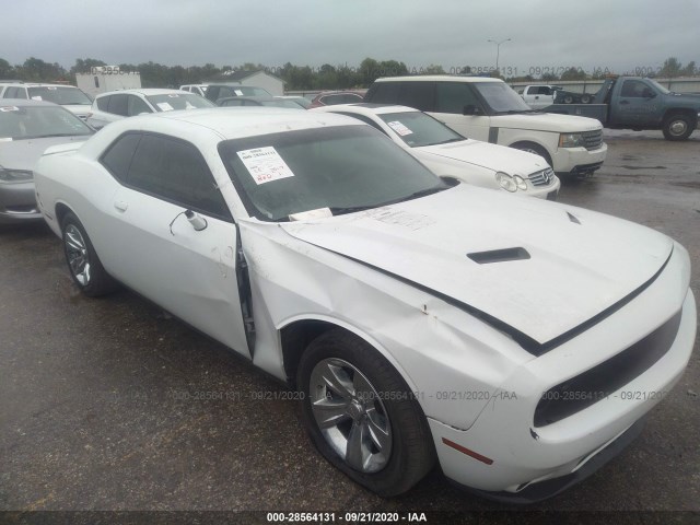 2C3CDZAG2HH610981  dodge challenger 2017 IMG 0