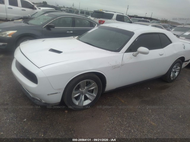 2C3CDZAG2HH610981  dodge challenger 2017 IMG 1