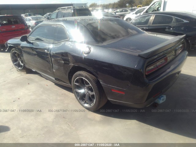 2C3CDZAG5HH626169  dodge challenger 2017 IMG 2