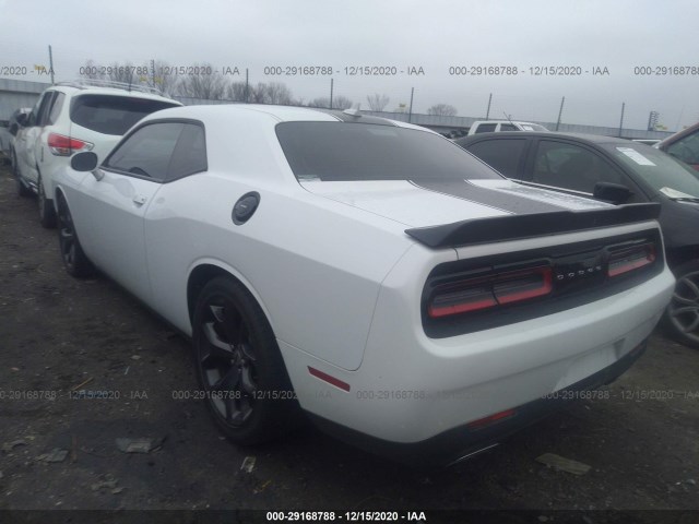 2C3CDZAG6HH633342  dodge challenger 2017 IMG 2