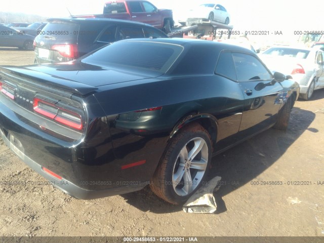 2C3CDZBT3HH658517  dodge challenger 2017 IMG 3