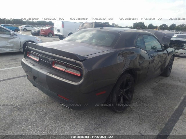 2C3CDZAG1KH560565  dodge challenger 2019 IMG 3