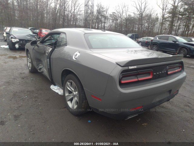 2C3CDZAG2JH236183  dodge challenger 2018 IMG 2