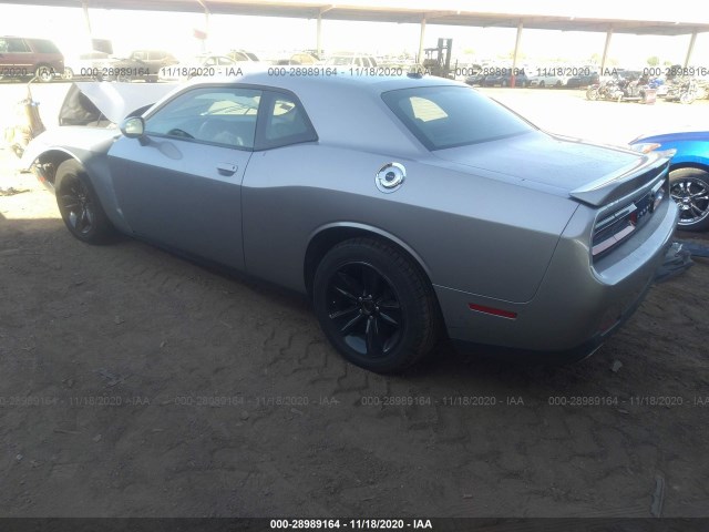 2C3CDZAG6JH245730  dodge challenger 2018 IMG 2