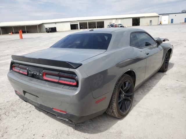 2C3CDZAG6JH310981  dodge challenger 2018 IMG 3