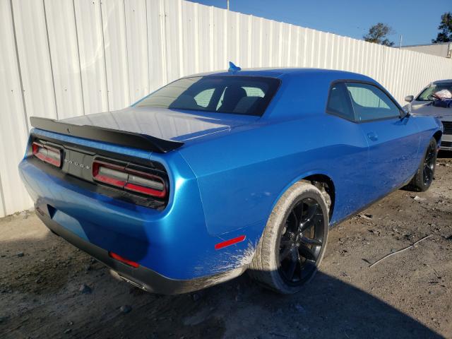 2C3CDZAG6JH318210  dodge challenger 2018 IMG 3