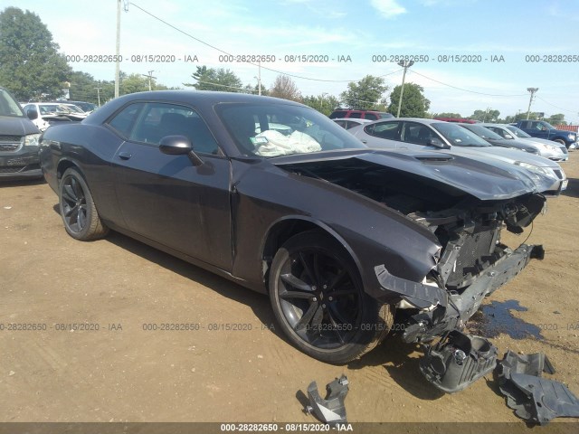 2C3CDZAG9JH218795  dodge challenger 2018 IMG 0