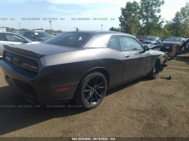 2C3CDZAG9JH218795  dodge challenger 2018 IMG 3