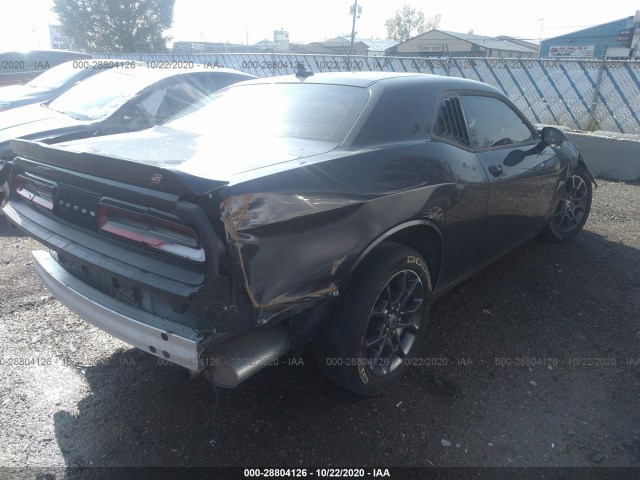 2C3CDZGGXJH322817  dodge challenger 2018 IMG 3