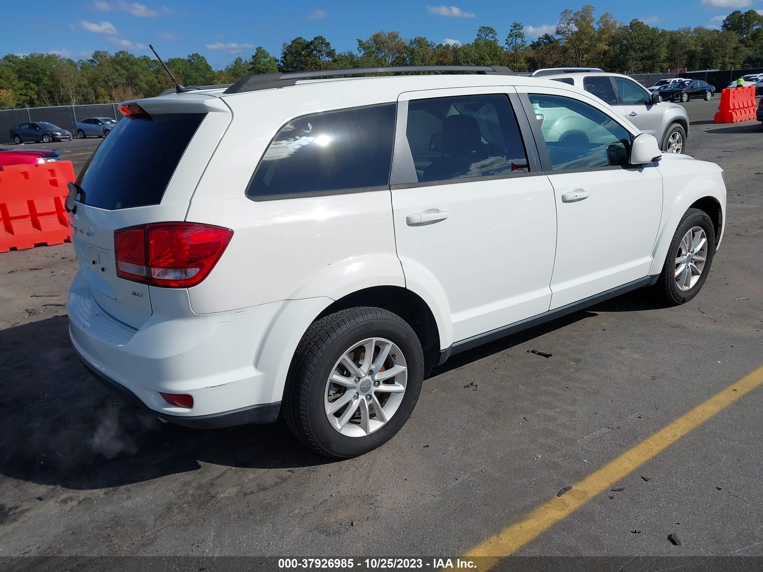 3C4PDDBG9GT220903  dodge journey 2016 IMG 3