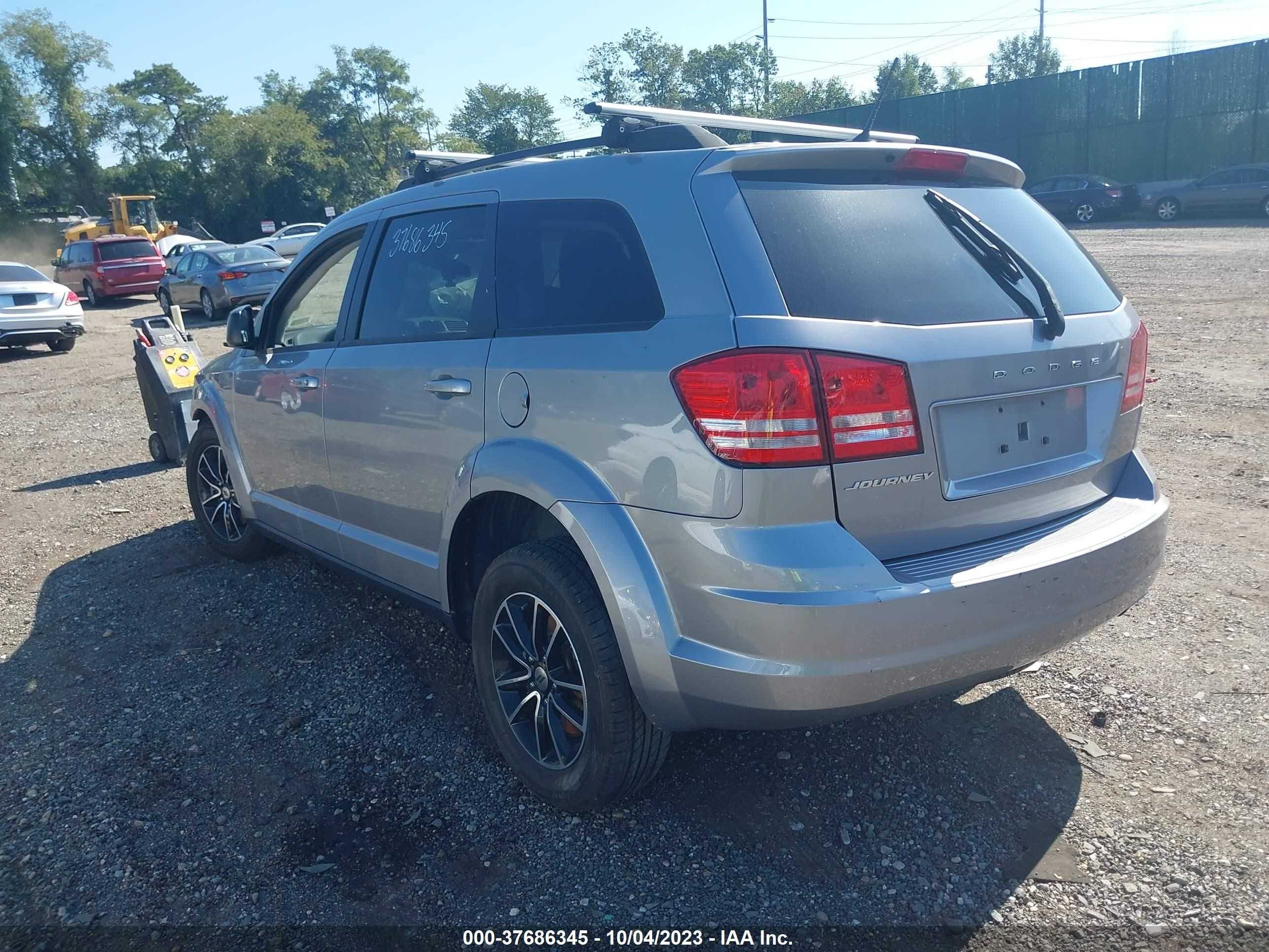 3C4PDCAB7JT229753  dodge journey 2018 IMG 2