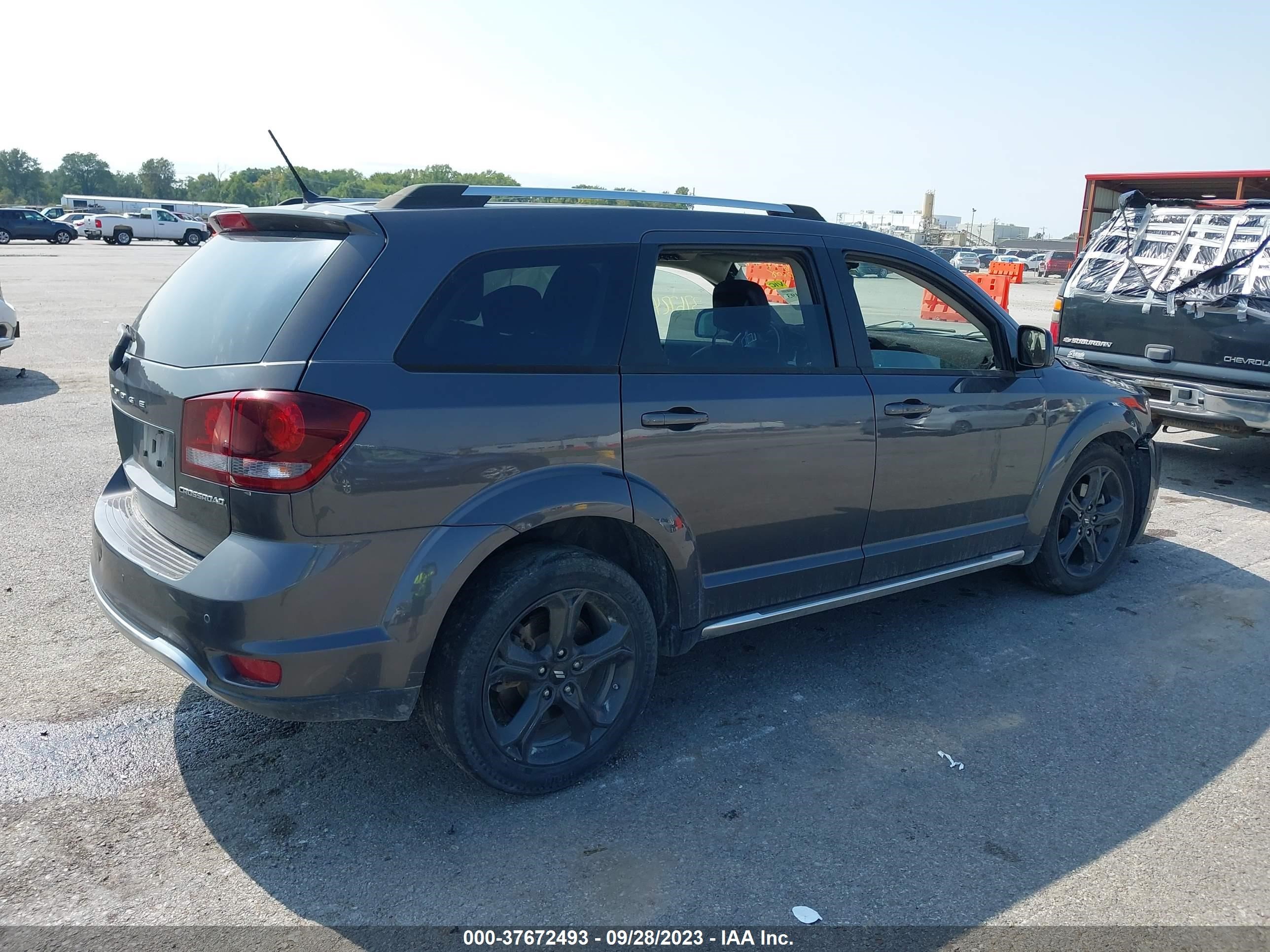 3C4PDCGB0JT257353  dodge journey 2018 IMG 3