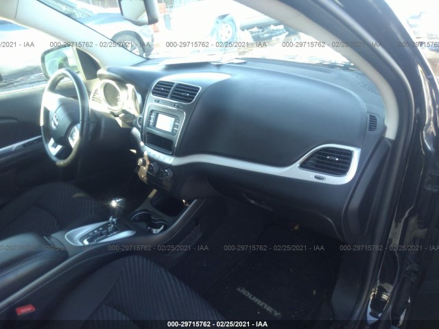 3C4PDDAGXHT671650  dodge journey 2017 IMG 4