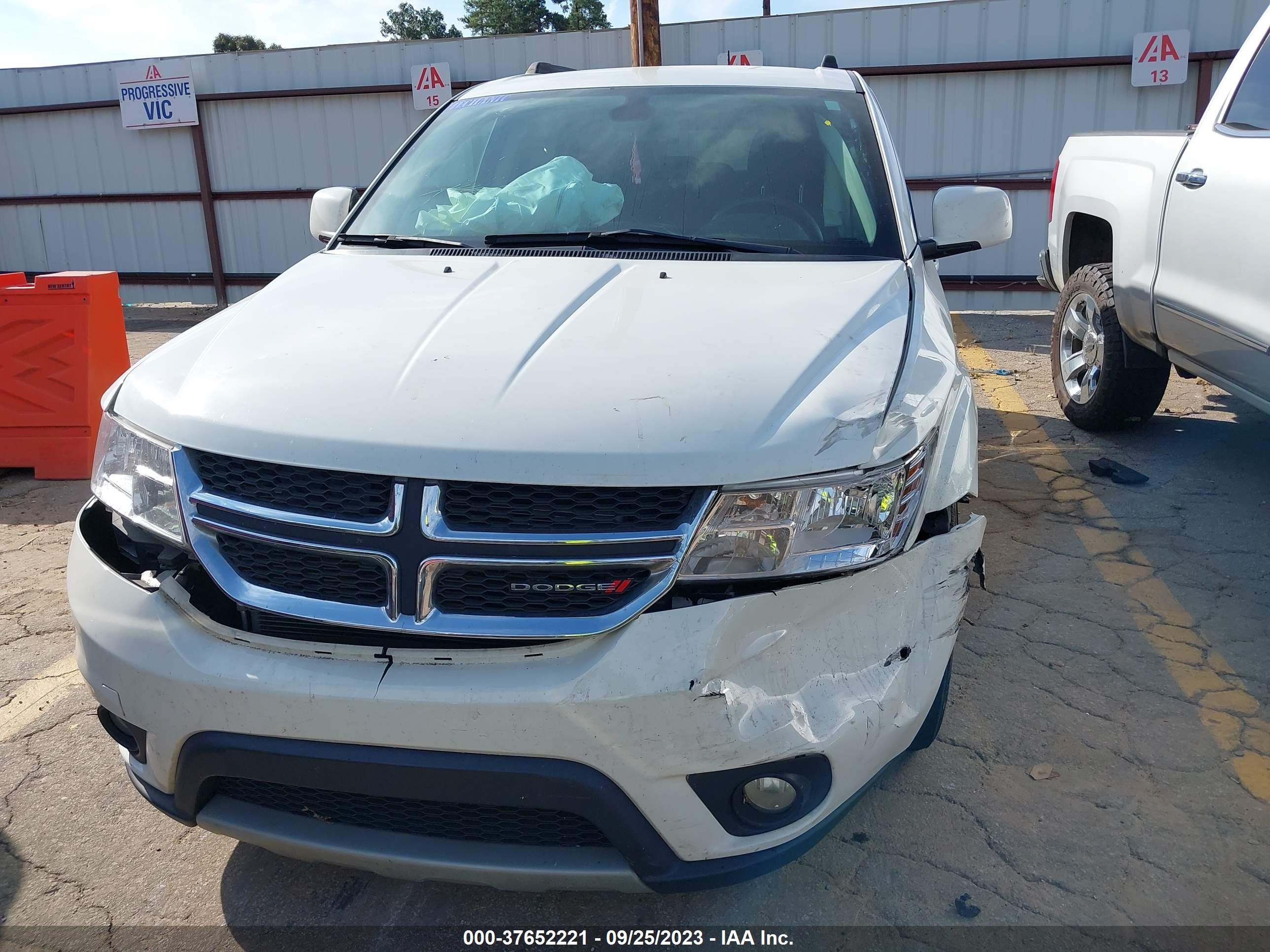 3C4PDCBB8KT816267  dodge journey 2019 IMG 5