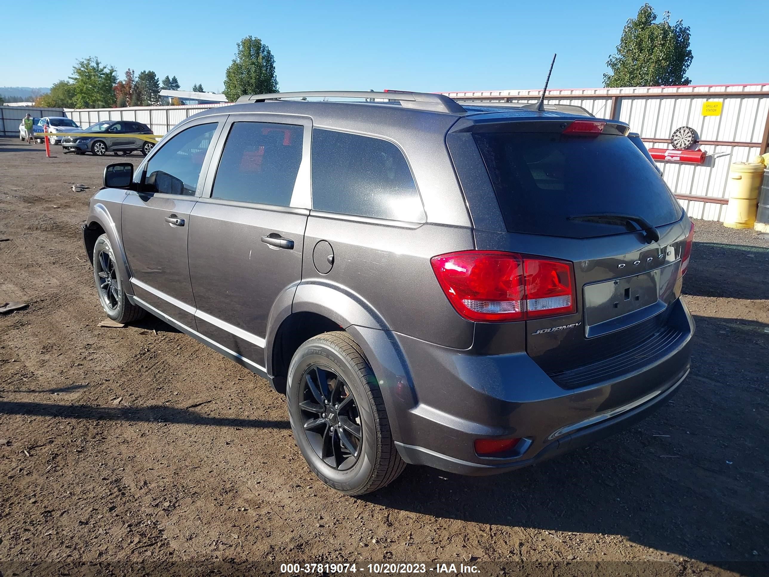 3C4PDCBBXKT866328  dodge journey 2019 IMG 2