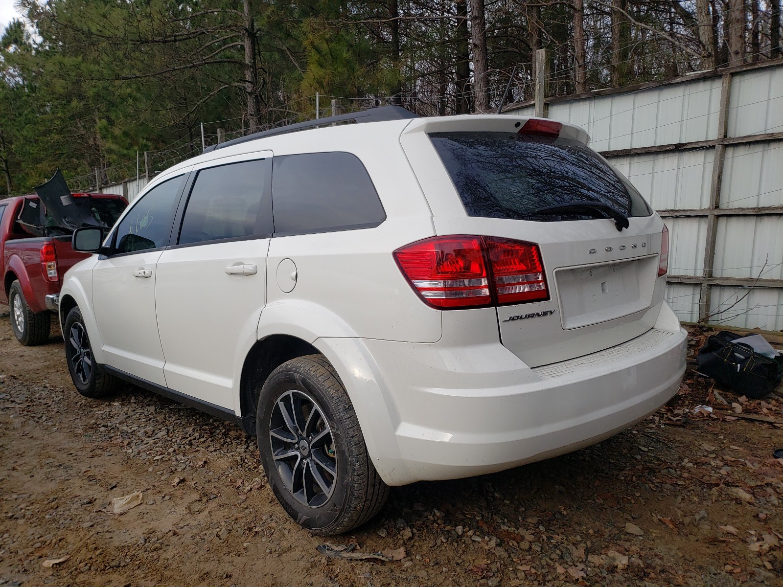 3C4PDCAB7JT167335  dodge journey se 2018 IMG 2