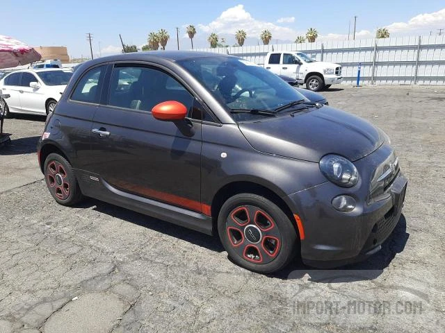 3C3CFFGE0HT579073  fiat 500e 2017 IMG 3