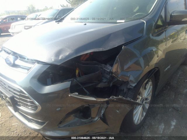 1FADP5AU7HL118607  ford c-max hybrid 2017 IMG 5