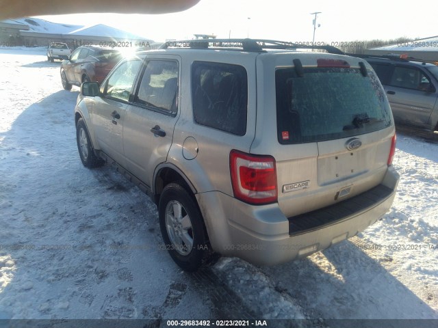 1FMCU9D74AKA44923  ford escape 2010 IMG 2