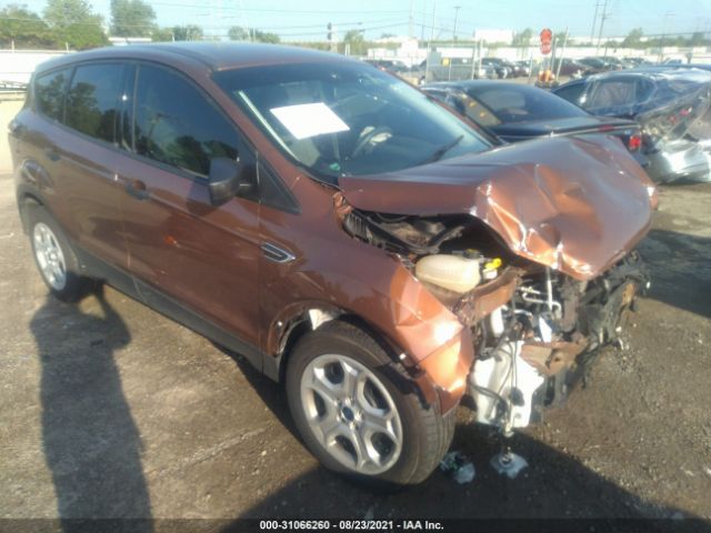 1FMCU0F73HUC46739  ford escape 2017 IMG 0